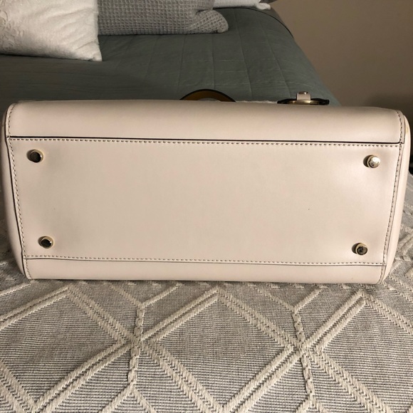 Kate Spade Purse - Picture 5 of 16